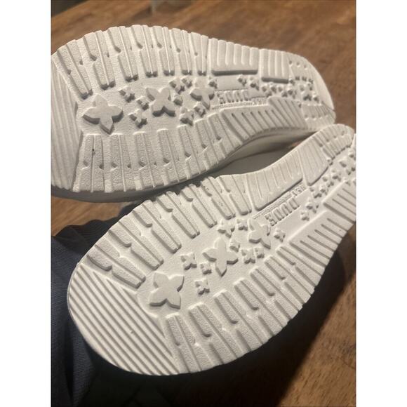 Hey Dude Wendy Chambray White Slip on Shoes Casual Women Size 10 NWT - Picture 7 of 7